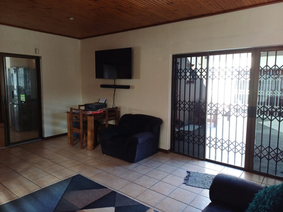 4 Bedroom Property for Sale in Prince Alfred Hamlet Western Cape